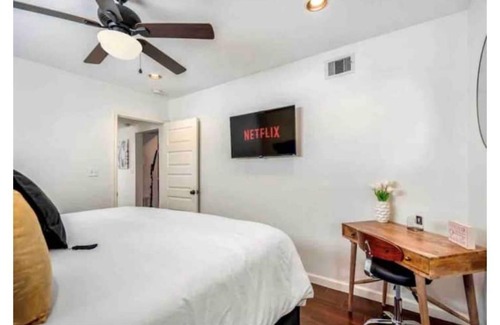MacGregor Casa | The Perfect Inner City Getaway!