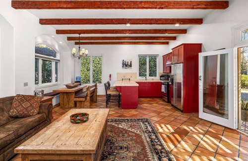 Los Olivos Casa | El perfecto Los Olivos Guest House