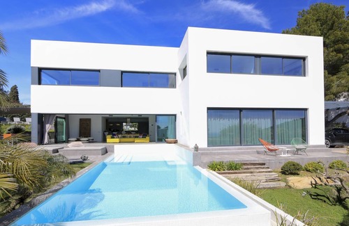 Puig Manya Villa | 390 m² Villa ∙ 5 habitaciones ∙ 10 personas