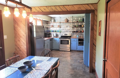 Damascus Casa | The perfect place to enjoy all that Damascus, Trail Town USA, offers!!
