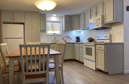 Hammondsport Cabaña | Gran lugar para toda la familia! Playa natural; ¡Un legado de diversión y confort!