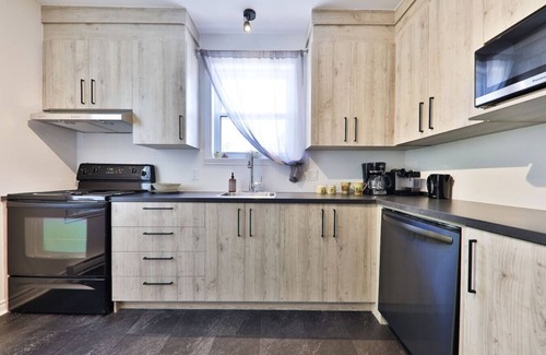 St. Jerome Apartamento | The right door. 2 bedroom cozy apartment in the middle of Saint-Jérôme