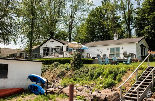 Wolcott Casa | The perfect waterfront getaway with endless views!