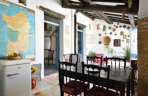 Gergei Historic Centre Casa | The pergola (old house) inside the history of Sardinia.