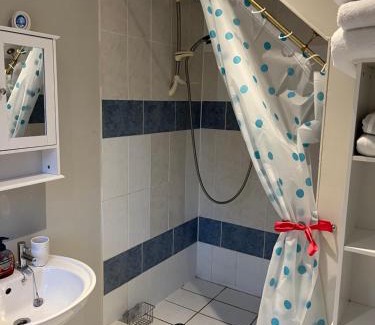 Aldermaston Wharf Apartamento | The Pheasantry - guest house in beautiful rural location