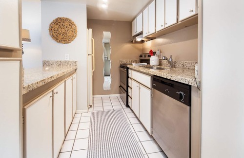 Arcadia Apartamento | The Phoenix Nest at Arcadia, Hidden Gem: Multi $ Hood in Arcadia