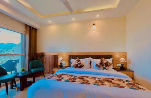Mussoorie Hotel | The Pine Woods A Luxury Resort in Mussoorie Rooftop Restro