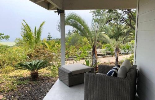 Captain Cook Casa | The Pineapple Express Hot Tub Volcano 65 Mi Away