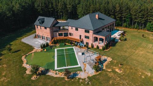 Signal Mountain Casa | The Pines at Signal Mountain with Hot Tub
