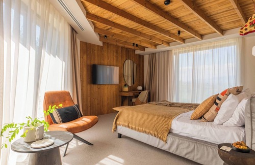 Bran Hotel | The Pines Bucegi Lodge