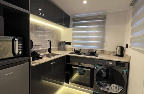 Kwali Apartamento | The Pines Court Apartment