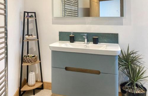 Redruth Casa | The Pines