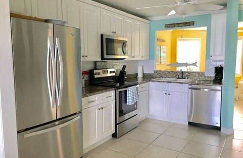 Rum Point Casa | The Pink Beach House - Casa privada y piscina directamente en la playa, Rum Point