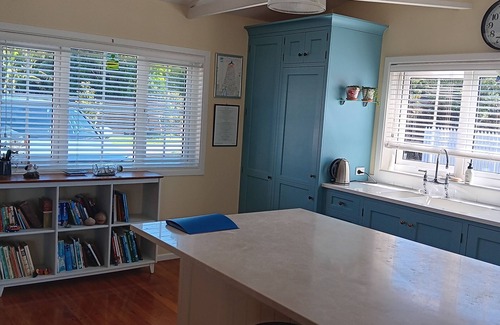 Waihi Beach Cabaña | The Pink Cottage - a private haven at beautiful Waihi Beach