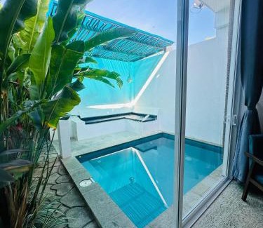 Thiranagama Hotel | The Pink Elephant