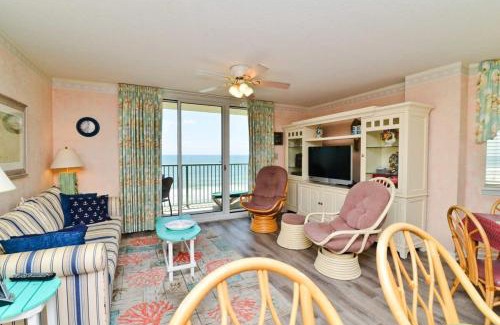 Crescent Beach Casa | The Pinnacle Oceanfront Suite 2 Balconies Top Location