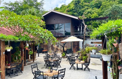 Pantai Tengah Casa | The Pirathouse