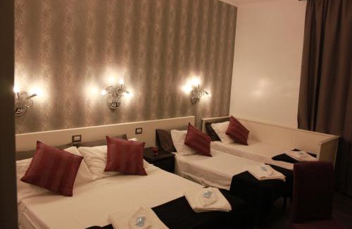 Rione XVIII Castro Pretorio Casa | The Place In Rome Guest House