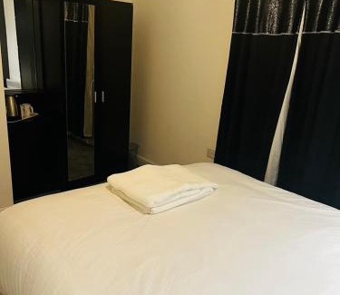Manchester Hotel | The pleasant House