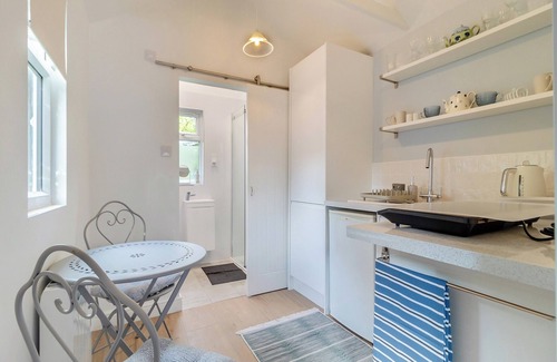 Bungay Cabaña | The Pleasant Pheasant Mews