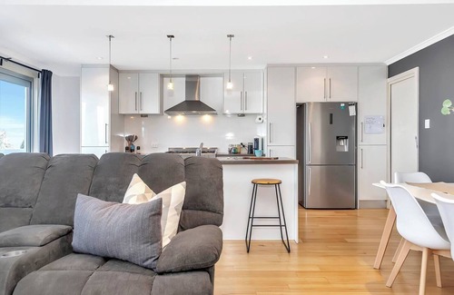West Beach Casa | The Plovers Nest Seaside Horizons in West Beach