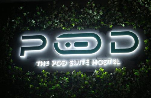 L'Olivereta Hostal | The POD Suite Hostel Village
