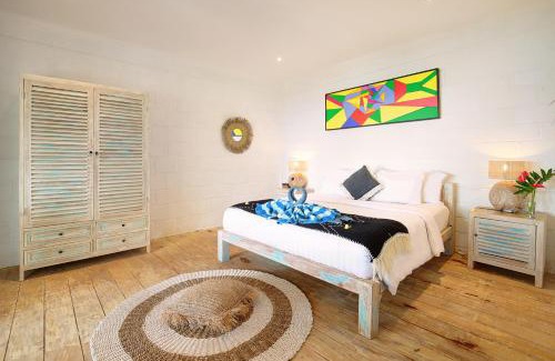 Jimbaran Casa | The Point Beach-Front Balangan