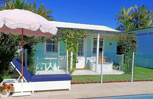 Burleigh Heads Cabaña | THE POOL HOUSE, BURLEIGH