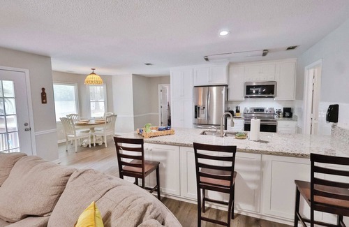 Statesboro Casa | The Pool House - Close to Georgia Southern!