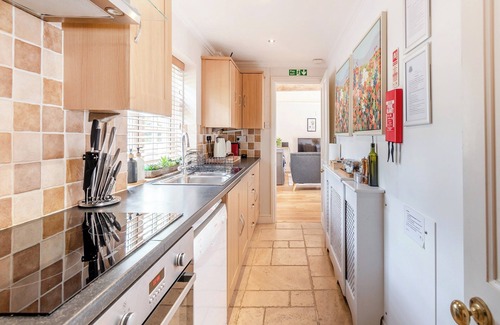 Guildford Cabaña | The Pool House - UK49372