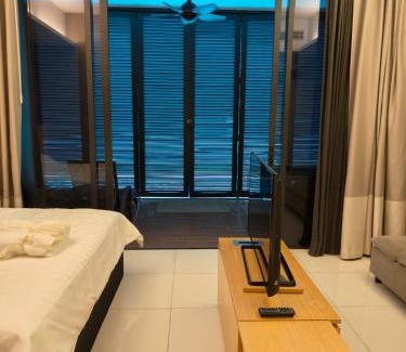 Tanjong Bidara Apartamento | The Pool Suite Premium Room-Jonker