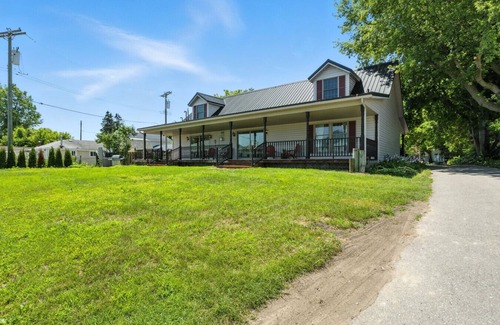 Lakeport Apartamento | The Porchlight – Lakeport