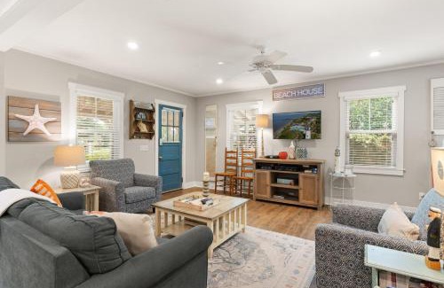 East Beach Casa | The Porchside Cottage - 1725 Bruce Drive