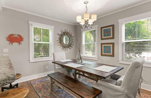 East Beach Casa | The Porchside Cottage - 1725 Bruce Drive