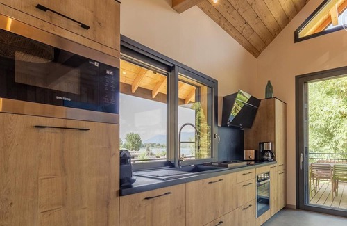 Conjux Casa | THE PORT CHALET - SPOUSE