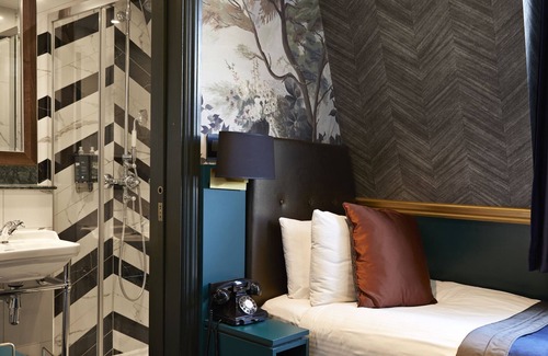 Warwick Hotel | The Portico Hotel