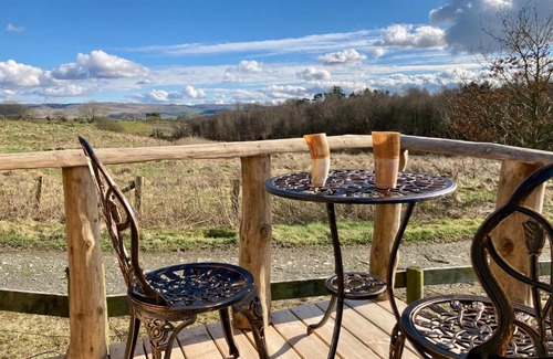Bontnewydd Cabina | The Prancing Moose