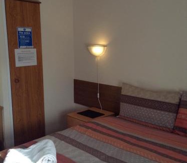Morpeth Cama Y Desayuno | The Premier Lodge