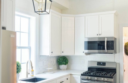 Warsaw Casa | The Presley House: Historic Downtown Riverfront Home