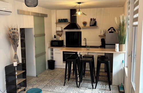 Brive-la-Gaillarde Apartamento | The pretty atypical Brivistes homes