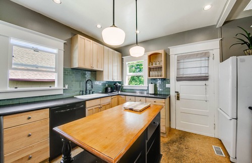 North End Casa | The Proctor House: North End, Old Town, Ruston