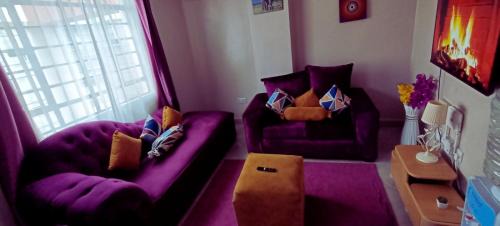 Mbotela Cama Y Desayuno | The Purple Gem Airbnb -South B- Oak South Apartments