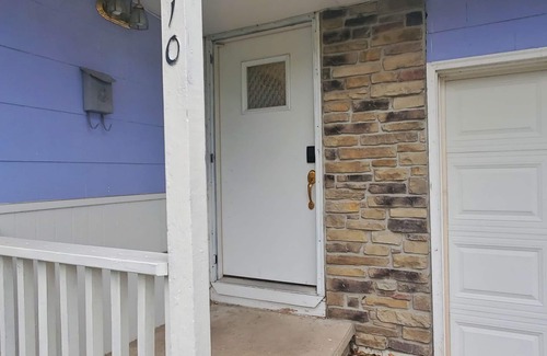 Columbia Casa | The Purple House - Central - Close To Downtown