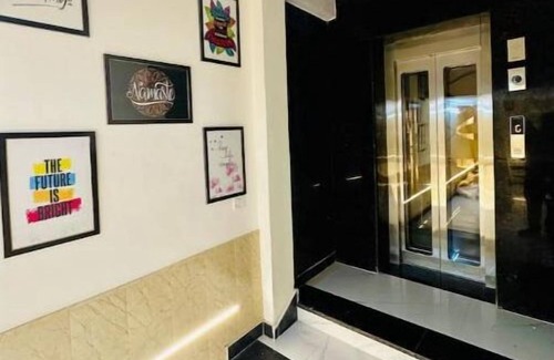Delhi Cantonment Apartamento | The Puzzle by Prahar Homes Apt 10