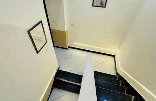 Delhi Cantonment Apartamento | The Puzzle by Prahar Homes Apt 10