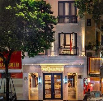 Hang Buom Hotel | The Q Boutique Hotel