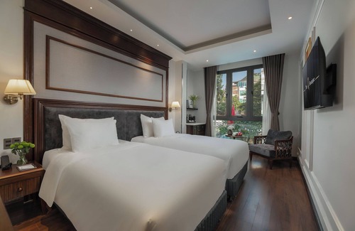 Hang Bac Hotel | The Q Boutique Hotel