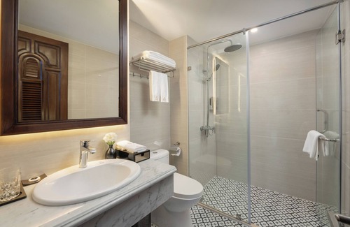 Hang Bac Hotel | The Q Boutique Hotel