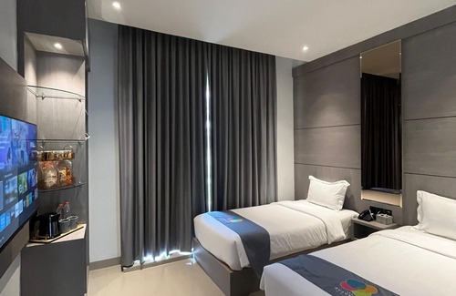 Medan Hotel | The Quadrant Hotel KNO