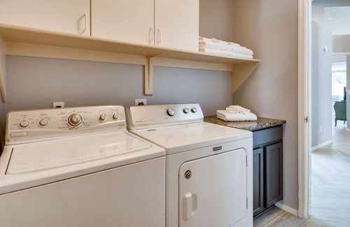 Covey Casa | DESID RIDGE N SCOTTS ~ 5BD / 2BA SPA + PISCINA + MESA DE PISCINA